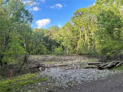 Lot 1556 Holly Dr, Acme, PA 15610