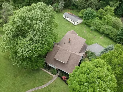 2611 Middle Rd, Glenshaw, PA 15116 photo 48