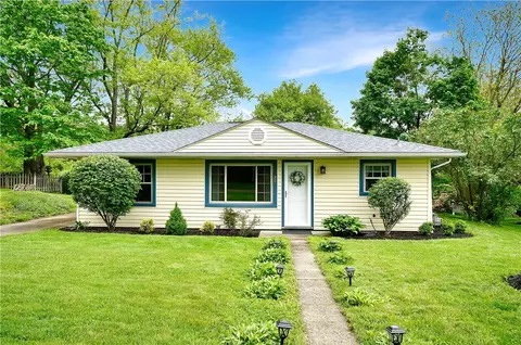 80 Hilltop Acres Rd, Washington, PA 15301