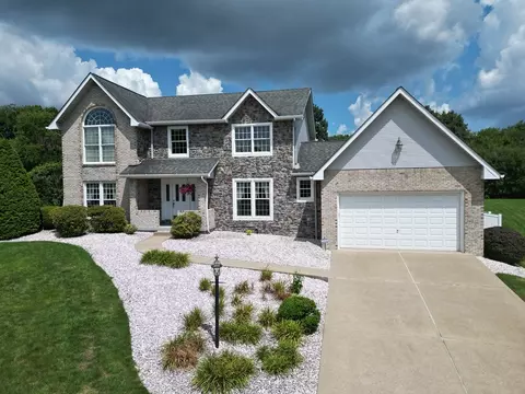 3011 Hilltop Dr, Murrysville, PA 15668