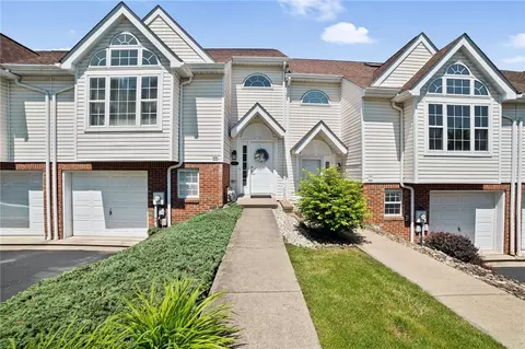 325 Links Ct, Delmont, PA 15626