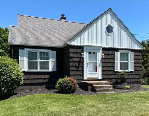3075 National Pike, Daisytown, PA 15427