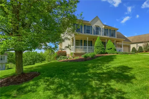 Exterior - 405 Willow Ct, Apollo, PA 15613 photo 2 of 5