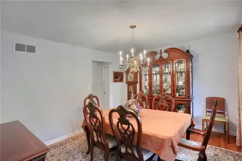 Dining - 405 Willow Ct, Apollo, PA 15613 photo 1 of 2