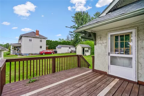 Exterior - 1300 Pillow Ave, Harwick, PA 15049 photo 5 of 6