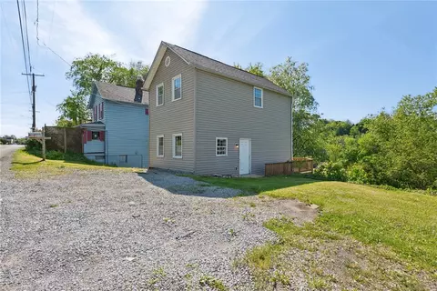 2625 Brown Ave, Grapeville, PA 15634