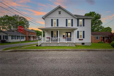 501 Chestnut St, Ligonier, PA 15658
