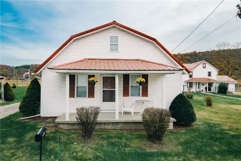 202 Gastown Rd, Shelocta, PA 15774