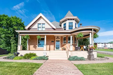 314 Garfield Ave, Mars, PA 16046