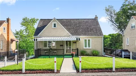 1466 Blossom Hill Rd, Pittsburgh, PA 15234