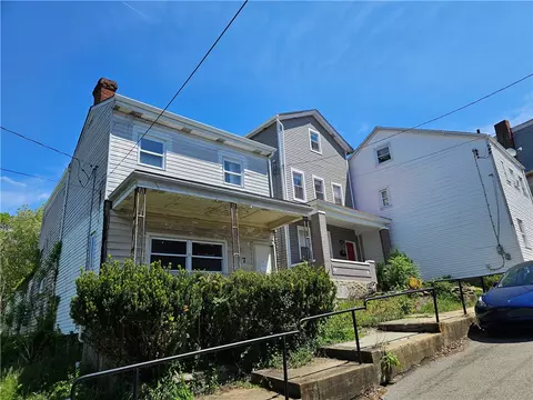 7 Whitworth St, Pittsburgh, PA 15211