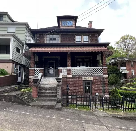 206 Lenawee Ave, Monessen, PA 15062