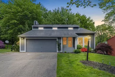 105 Rippling Brook Dr, Sewickley, PA 15143