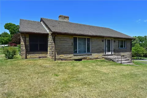 1900 Mount Royal Blvd, Glenshaw, PA 15116