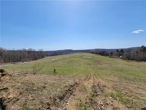 000 Glenwood Ave, Glen Campbell, PA 15742