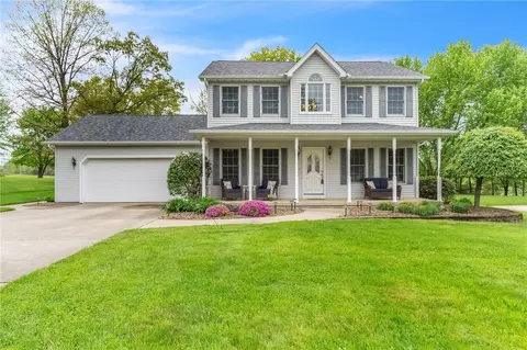 4793 Whippoorwill Dr, Hermitage, PA 16148