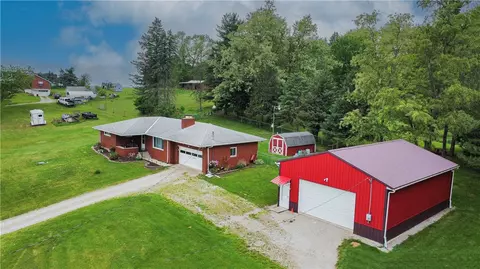 458 Lusk Rd, Bentleyville, PA 15314