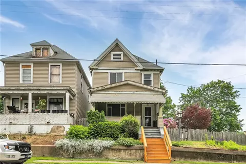 2725 Cleveland St, Mckeesport, PA 15132