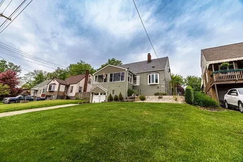 1716 Steiner Ave, West Mifflin, PA 15122