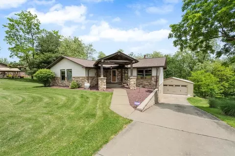 284 Mckee Rd, Washington, PA 15301