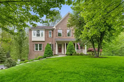 101 Pine Hollow Dr, Wexford, PA 15090