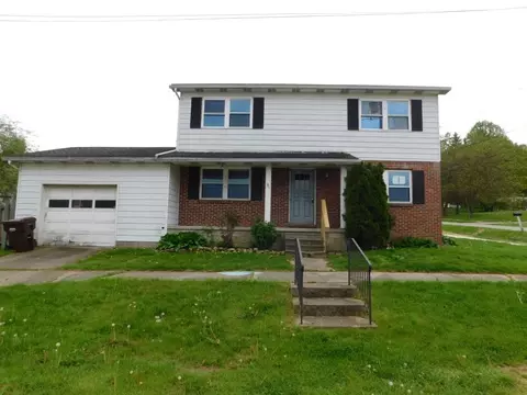 6 Chestnut St, Stoneboro, PA 16153