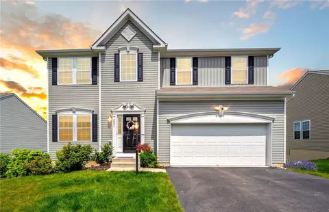 3021 Sir Charles Dr, Mcdonald, PA 15057