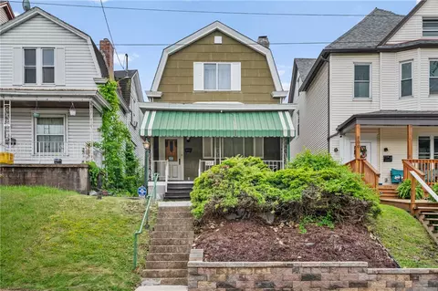 802 E 10th Ave, Homestead, PA 15120