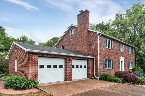 1127 Orchard Ave, Vandergrift, PA 15690