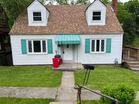 235 Sprucewood St, Pittsburgh, PA 15210