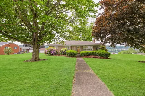 1820 8th Ave, Freedom, PA 15042