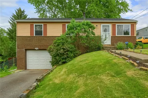 502 Arlington Dr, Pittsburgh, PA 15239