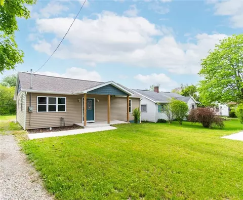 32 6th St, Bessemer, PA 16112