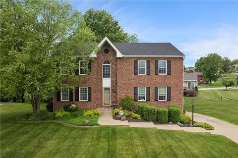 6769 Elk Rush Dr, Imperial, PA 15126