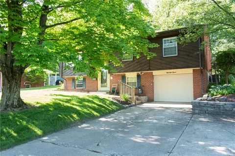 5813 Schell Cir, Aliquippa, PA 15001