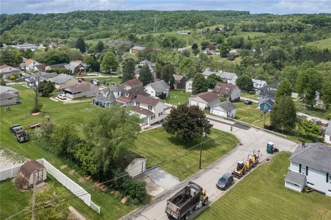 View/Area - 1164 Delaware St, Export, PA 15632 photo 1 of 3