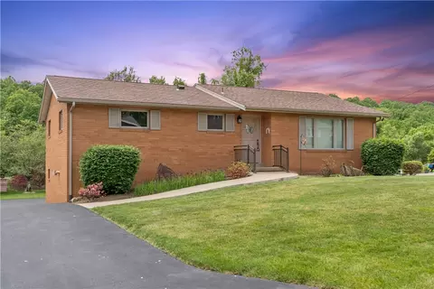 104 Cedar Dr, Uniontown, PA 15401