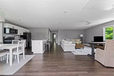 2523 Middle Rd, Glenshaw, PA 15116 photo 32