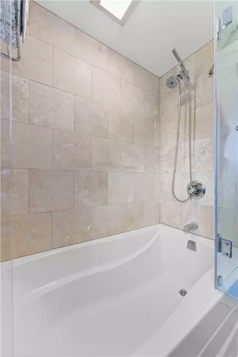 2523 Middle Rd, Glenshaw, PA 15116 photo 21