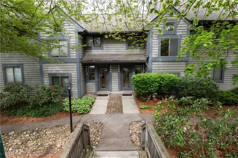 4203 Swiss Mountain Dr, Champion, PA 15622