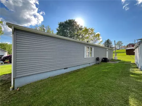 2661 Webster St, Export, PA 15632 photo 7