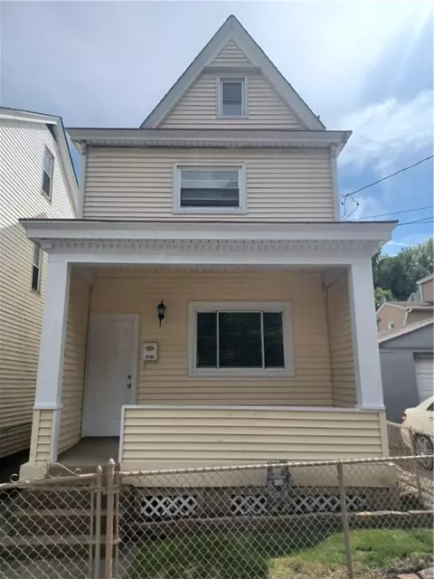 2608 Patterson St, Pittsburgh, PA 15203