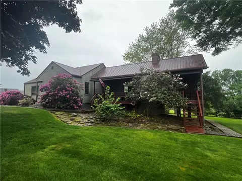 133 Pine Run Church Rd, Apollo, PA 15613
