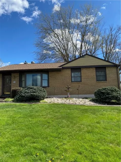 38 Dolly Ave, Jeannette, PA 15644