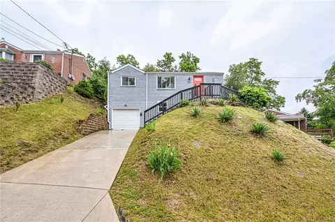 3824 Hilpert St, Pittsburgh, PA 15227