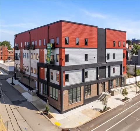 3809 Liberty Ave #402, Pittsburgh, PA 15201