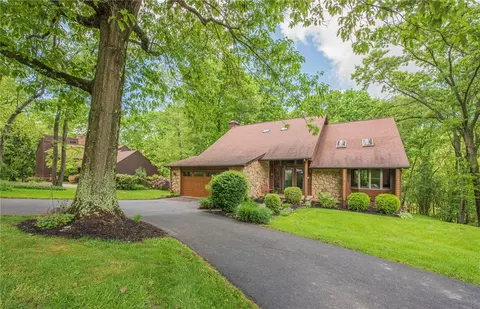 139 Woodbury Dr, Sarver, PA 16055