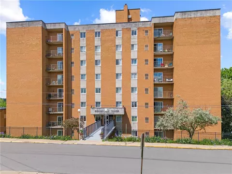 1001 Grandview Ave #603, Bridgeville, PA 15017