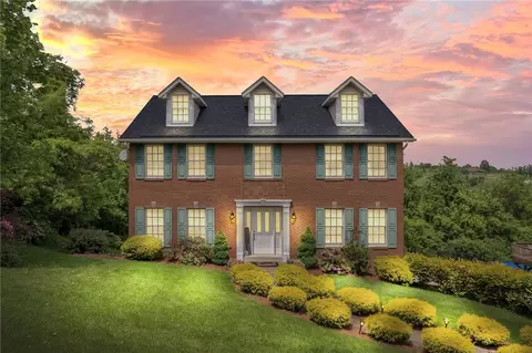 522 Thomas Dr, Uniontown, PA 15401