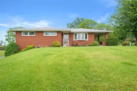 1020 Silver Ln, Mckees Rocks, PA 15136